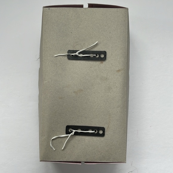 TOTSY “PORCELAIN CLASSIC BEAUTY” Doll - Picture 9 of 9